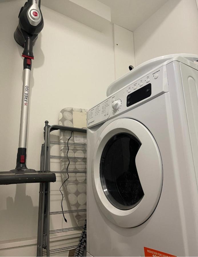 Unique Duplex Apartment Free Parking Free Wi-Fi 6 Minutes From Leeds City Centre Eksteriør billede