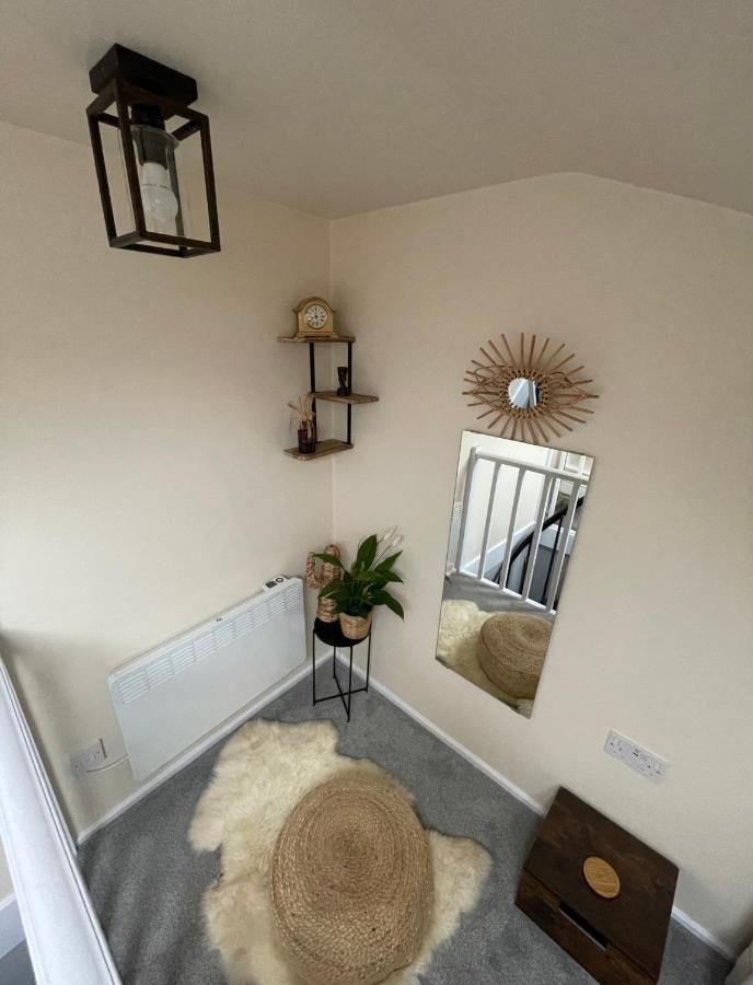 Unique Duplex Apartment Free Parking Free Wi-Fi 6 Minutes From Leeds City Centre Eksteriør billede