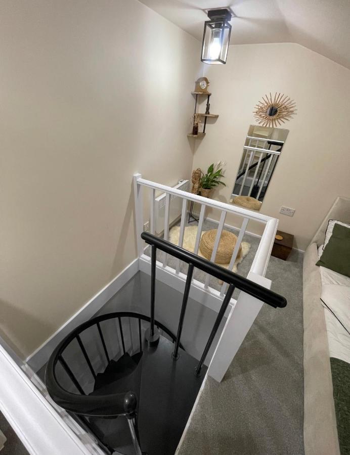Unique Duplex Apartment Free Parking Free Wi-Fi 6 Minutes From Leeds City Centre Eksteriør billede